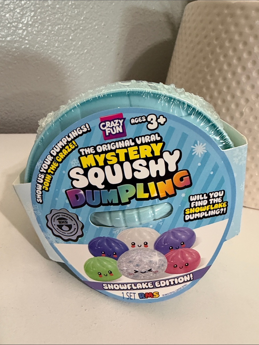 Crazy Fun - RMS Mystery Squishy Dumpling - Snowflake Edition